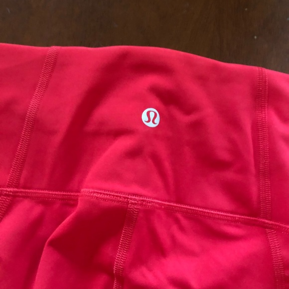 LULULEMON PACE RIVIAL CROP “22 - Picture 5 of 6